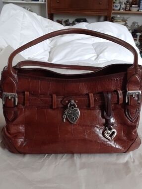 Brighton Faux Croc  Kennedy Heart Brown Leather Shoulder Bag W Charms